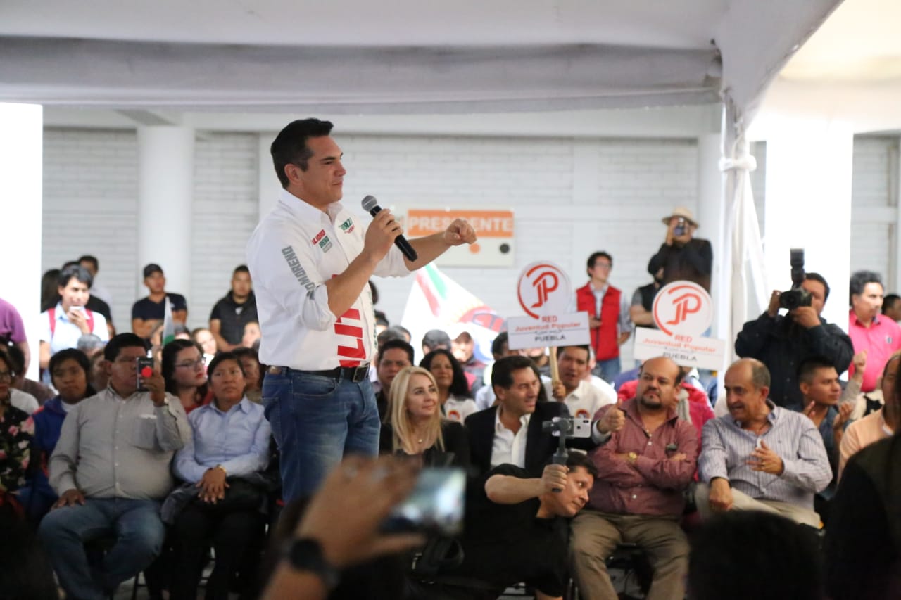 MORENO CÁRDENAS PROMETE RECORRER LOS 217 MUNICIPIOS DE PUEBLA