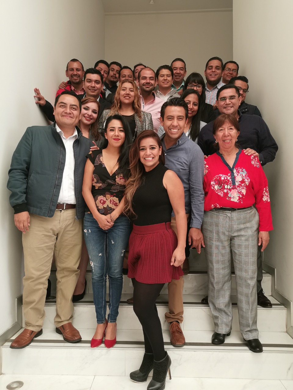 CAPACITA REYES HEROLES A LIDERAZGOS DEL PRI