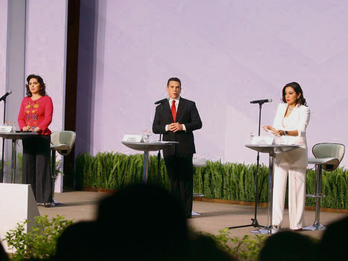 UN PRI GANADOR, COINCIDEN CANDIDATOS AL CEN