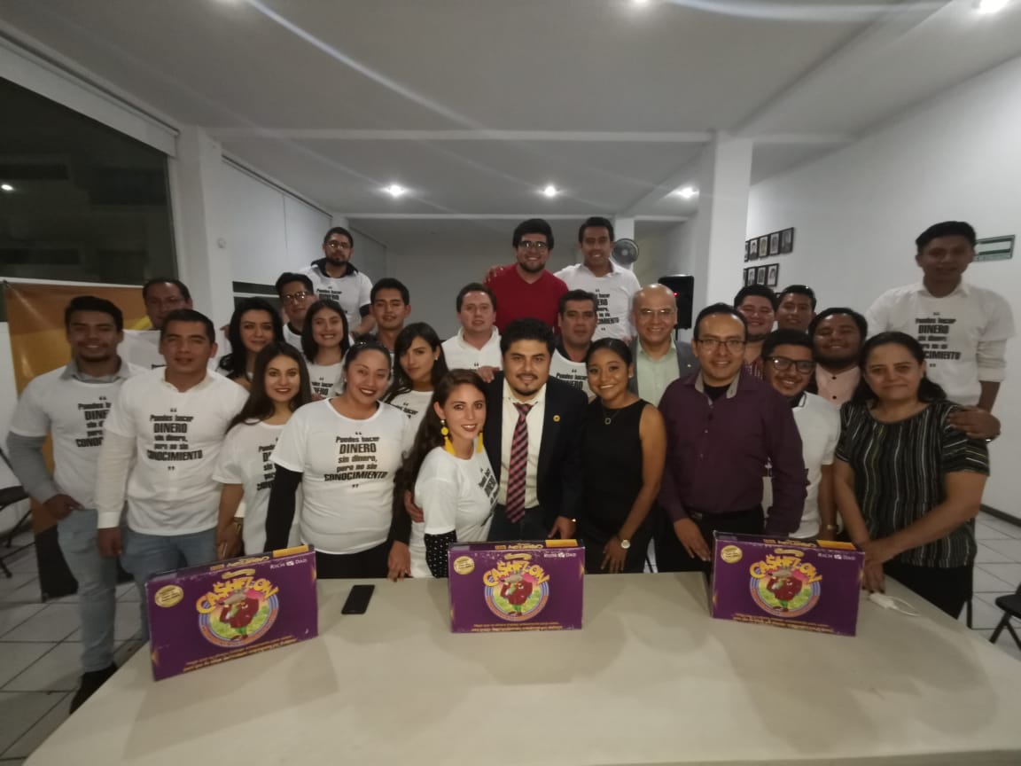 IMPARTEN CURSO DE EDUCACIÓN FINANCIERA EN CDE DEL PRI