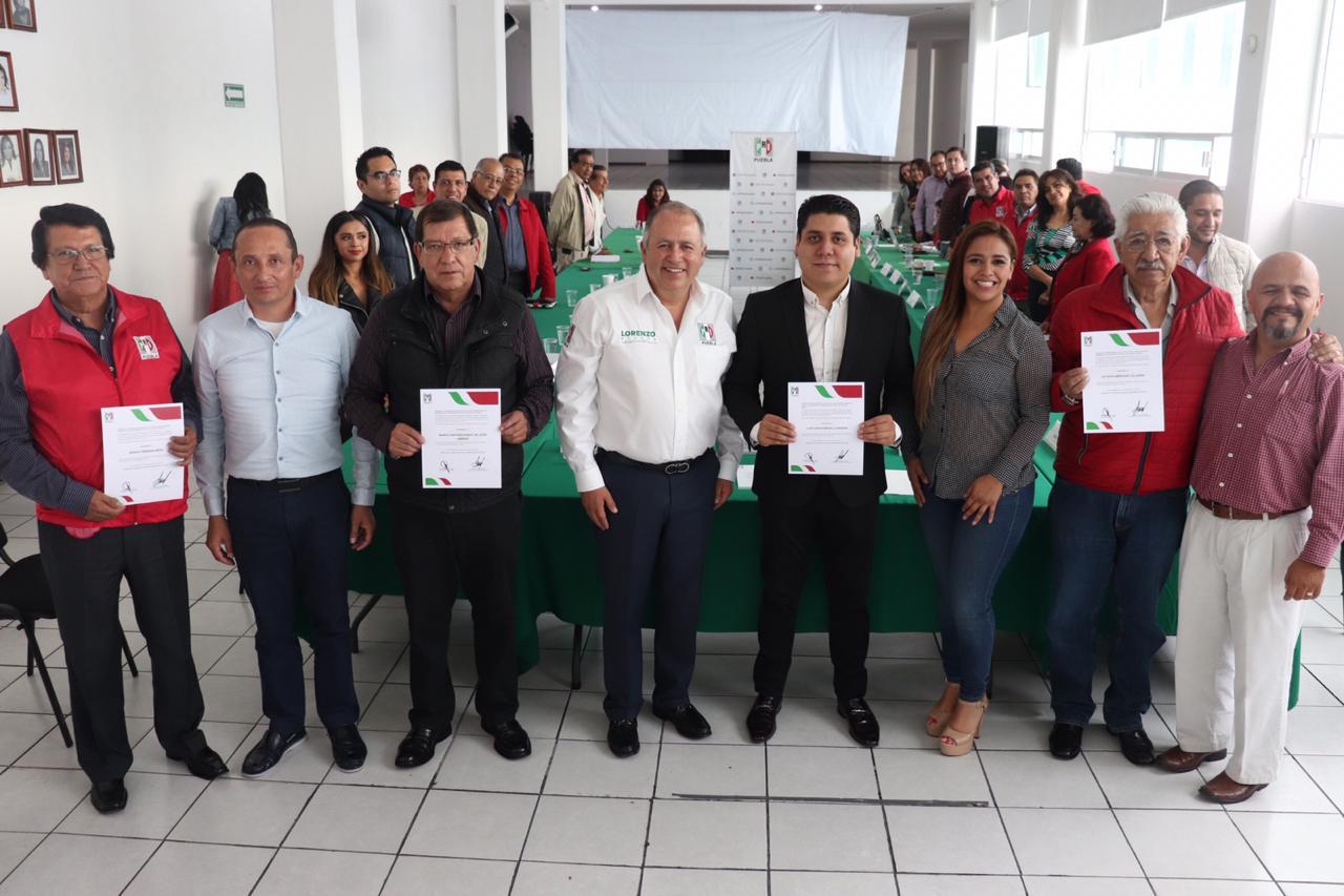 NOMBRA LRS ASESORES Y SECRETARIO ADJUNTO