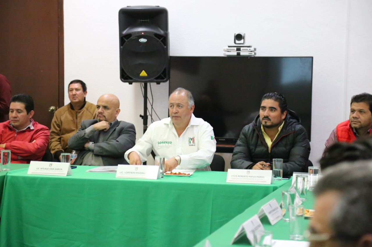 PREPARAN REFRENDO DE MILITANTES