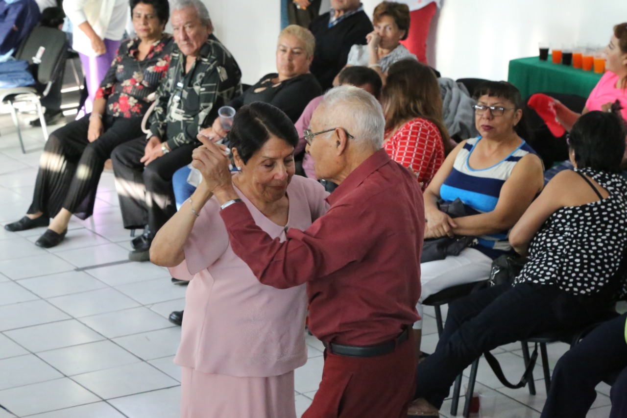 REALIZA PRI CONVIVIO ANUAL DE ADULTOS MAYORES