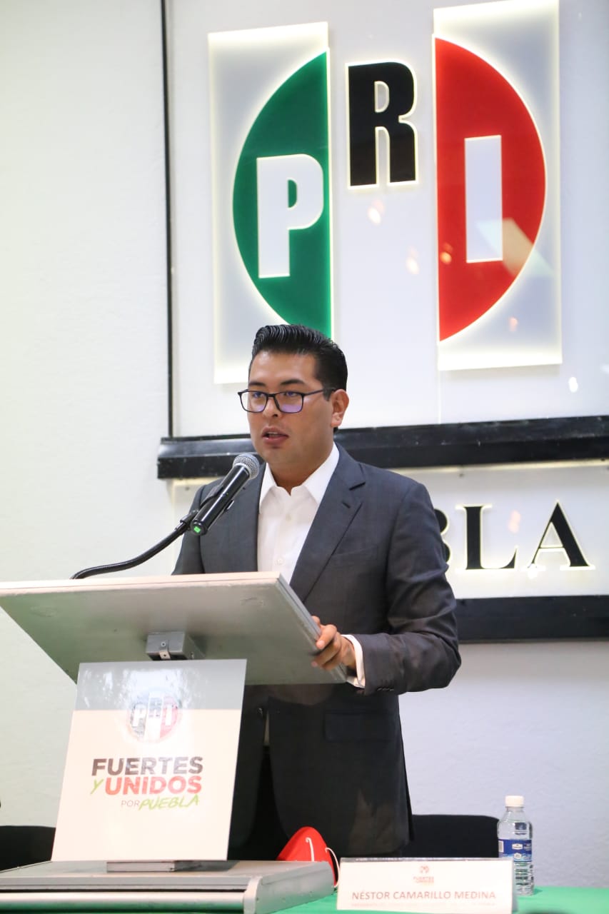 ASPIRANTES AHORA DEBERÁN TOCAR PUERTAS DE LOS PRIISTAS: CAMARILLO