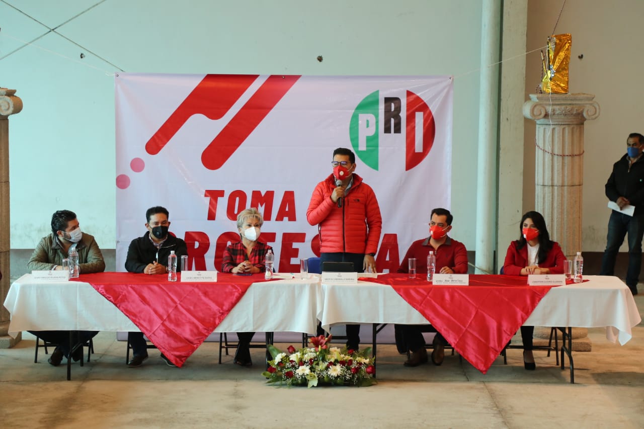 Camarillo pide a priístas regresar al origen con campañas creativas