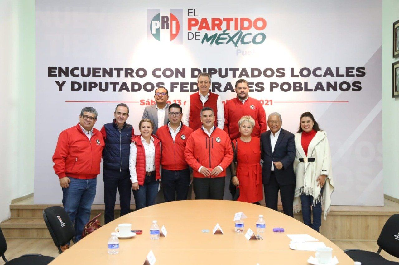 ENCABEZA ALEJANDRO MORENO CÁRDENAS ASAMBLEA ESTATAL DEL PRI PUEBLA