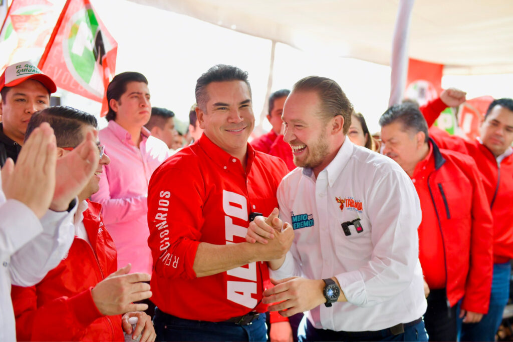 ENCABEZA ALEJANDRO MORENO REUNIÓN DEL PRI DE LA CIUDAD DE MÉXICO CON SANTIAGO TABOADA