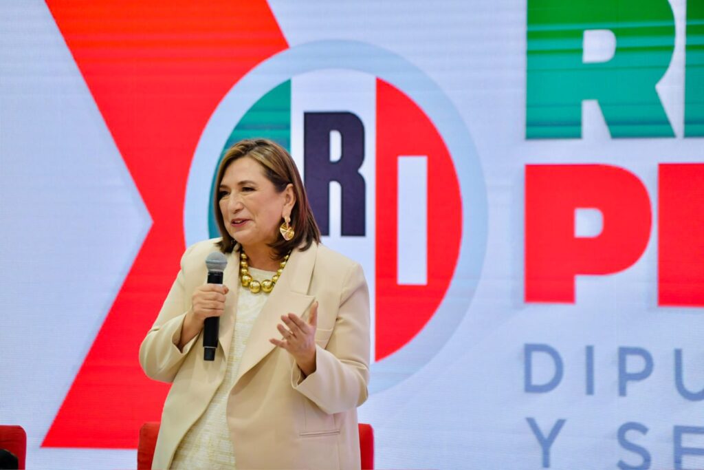 RECIBEN DIPUTADOS FEDERALES Y SENADORES DEL PRI A XÓCHITL GÁLVEZ EN SU PLENARIA; COINCIDEN EN QUE ES TIEMPO DE DEFENDER A MÉXICO