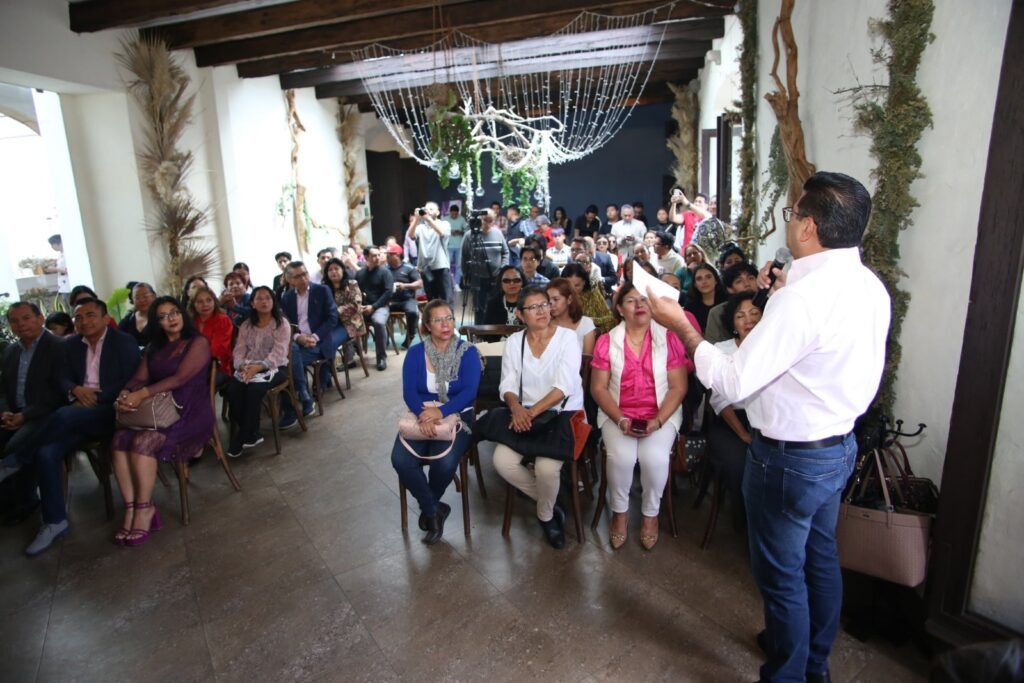 LAS MUJERES SON UN PILAR FUNDAMENTAL EN EL PRI: NÉSTOR CAMARILLO