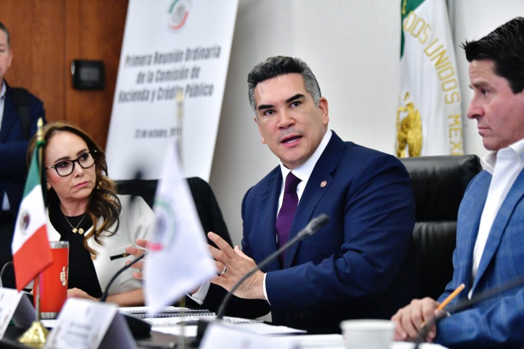 EN LUGAR DE APLAUDIR, LOS EMPRESARIOS DEBERÍAN EXIGIR MÁS RESULTADOS EN SEGURIDAD: ALEJANDRO MORENO