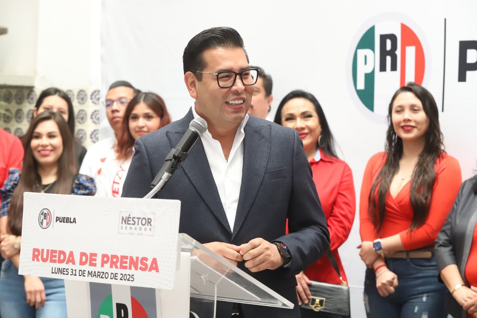 USA MORENA BECAS Y PROGRAMAS SOCIALES PARA AFILIAR: PRI