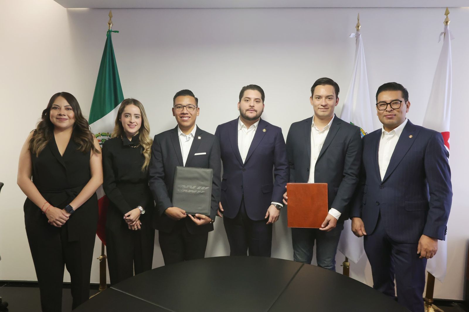 RINDEN PROTESTA NUEVAS DIRIGENCIAS DE LA RED DE JÓVENES POR MÉXICO Y DEL MOVIMIENTO PRI.MX PUEBLA