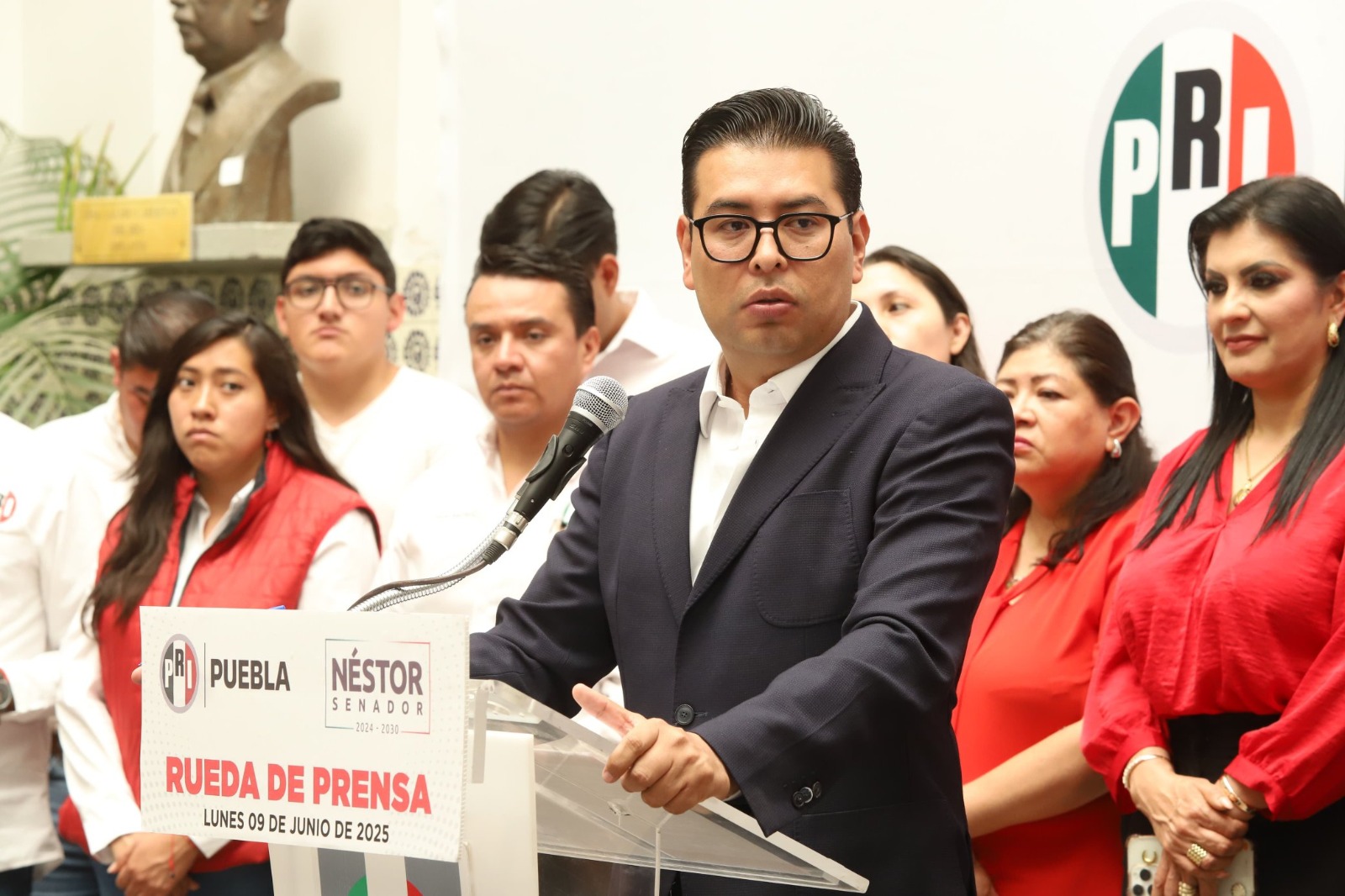 RECHAZA PRI LA LEY CENSURA: NÉSTOR CAMARILLO