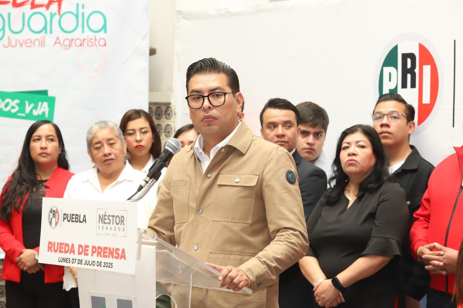 EL PRI, LA ÚNICA OPOSICIÓN REAL QUE QUEDA EN MÉXICO: NÉSTOR CAMARILLO