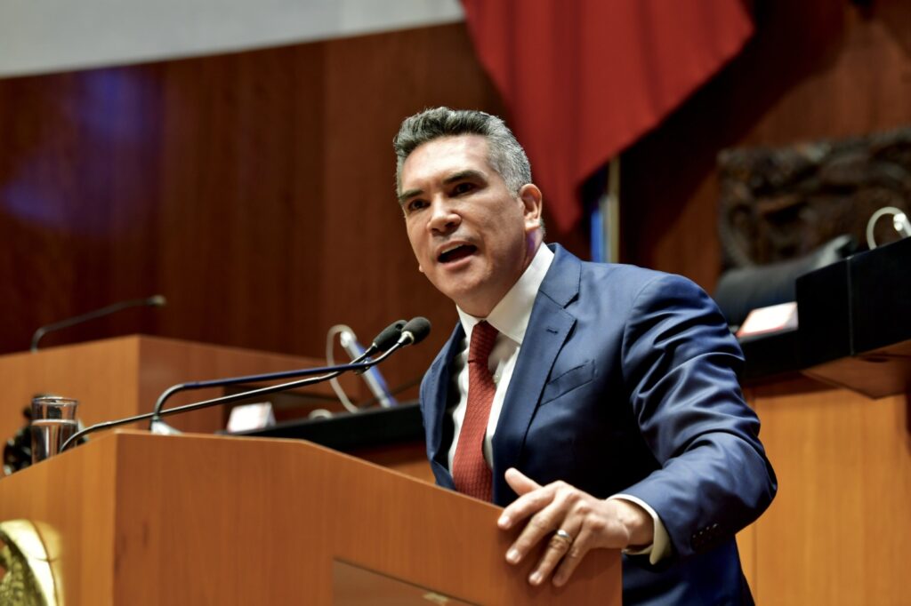 DENUNCIA ALEJANDRO MORENO PERSECUCIÓN POLÍTICA EN MÉXICO EN CUMBRE DE PARTIDOS AFRICANOS