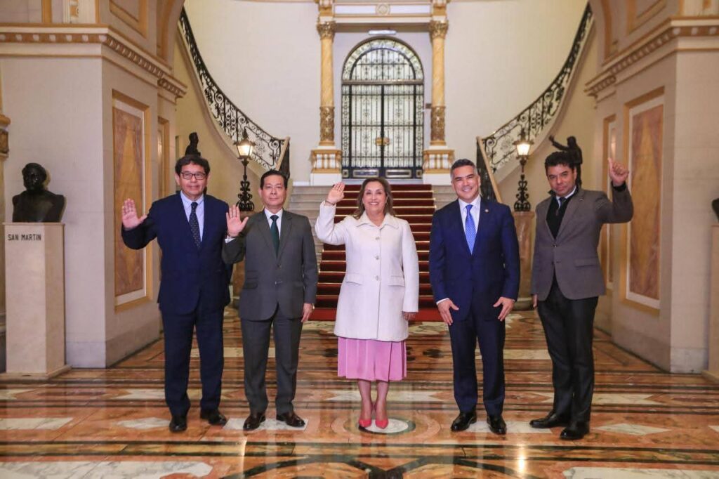 SE REÚNE ALEJANDRO MORENO CON LA PRESIDENTA DE PERÚ, DINA BOLUARTE