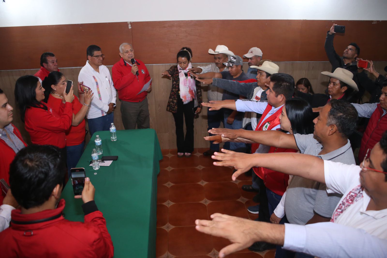 LLAMA PRI A LA REUNIFICACIÓN EN ZACAPOAXTLA