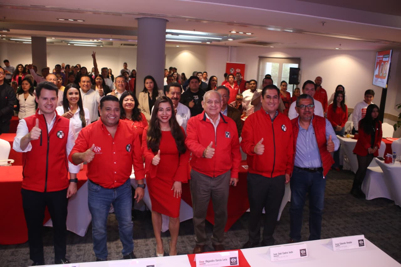 CAPACITA IRH A LAS ESTRUCTURAS DEL PRI EN EL ESTADO