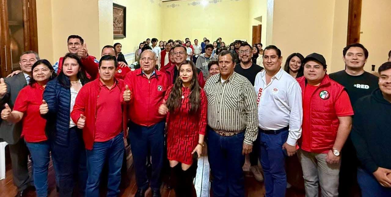 SE LLEVA A CABO CON ÉXITO EL CURSO DE DISCURSO POLÍTICO POR EL IRH
