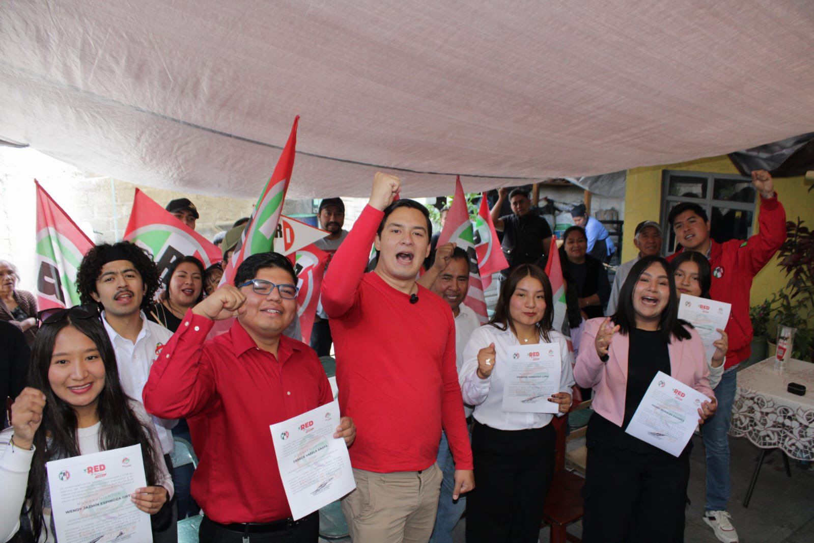 RINDEN PROTESTA DIRIGENCIAS MUNICIPALES DE LA RED DE JÓVENES POR MÉXICO EN ACAJETE Y TEPATLAXCO DE HIDALGO