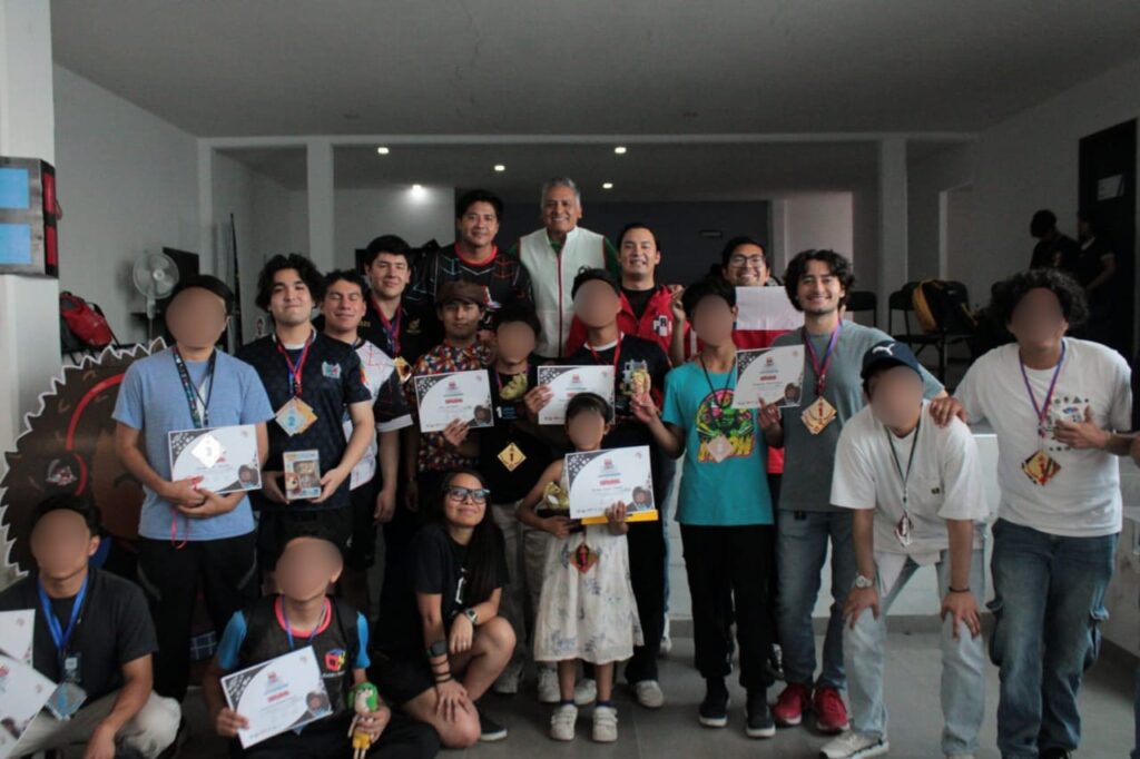 TALENTO JUVENIL SE REÚNE EN EL TORNEO NACIONAL DE CUBO RUBIK ORGANIZADO POR RJXM