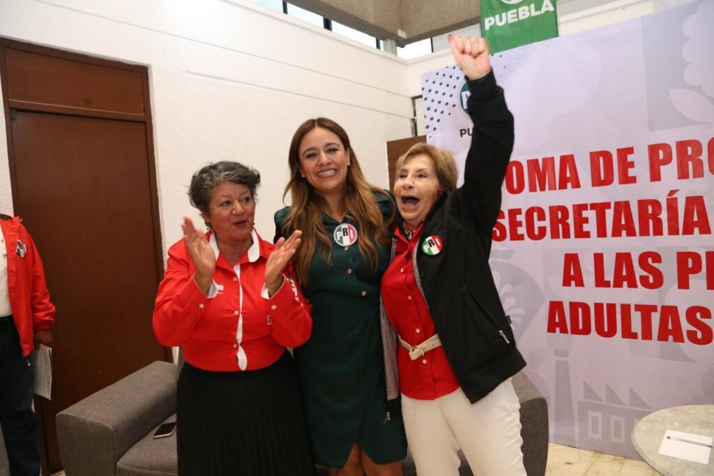 EL PRI REAFIRMA SU COMPROMISO CON LAS PERSONAS ADULTAS MAYORES EN PUEBLA
