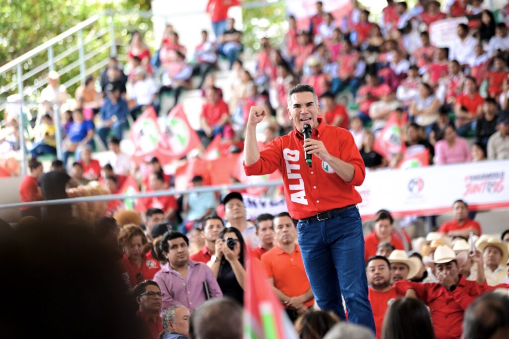TOMA PROTESTA ALEJANDRO MORENO A LOS DEFENSORES DE CHIAPAS