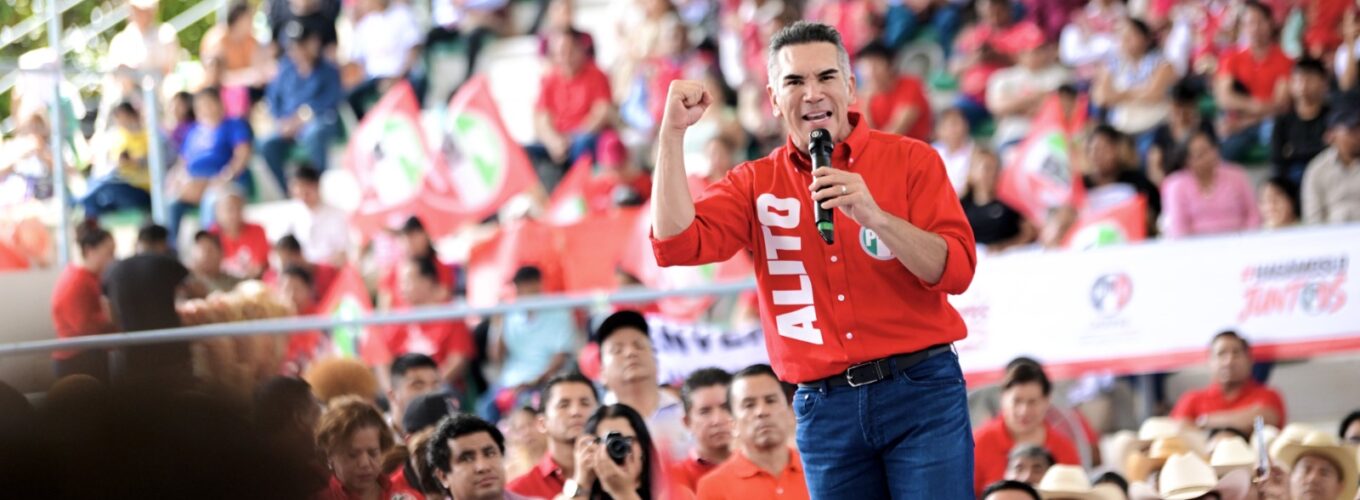 TOMA PROTESTA ALEJANDRO MORENO A LOS DEFENSORES DE CHIAPAS